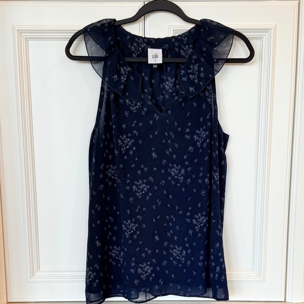 Cabi Ever Top – Size M – Navy Floral